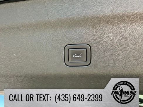 Used 2023 Chevrolet Suburban RST w/ Sport Performance Package AWD/4WD image 34