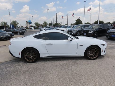 Certified 2025 Ford Mustang GT Premium RWD image 8