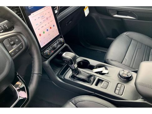 New 2025 Ford Ranger Lariat w/ FX4 Off-Road Package image 24