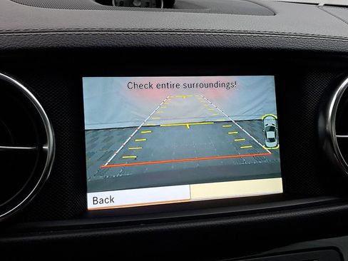 Used 2013 Mercedes-Benz SL 550 image 19