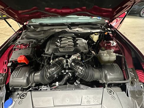 Used 2025 Ford Mustang GT Premium RWD image 36