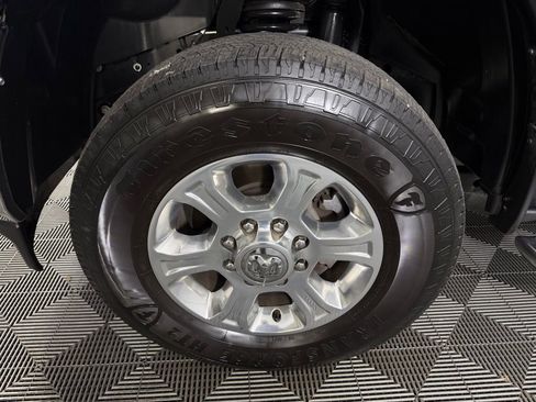 Used 2024 RAM 2500 Big Horn w/ Bed Utility Group image 12