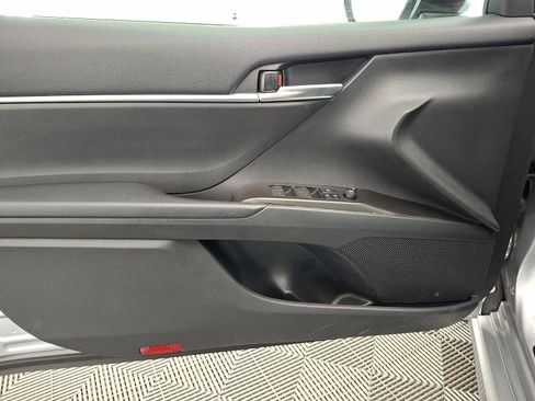 Certified 2021 Toyota Camry SE w/ Cold Weather Package image 10