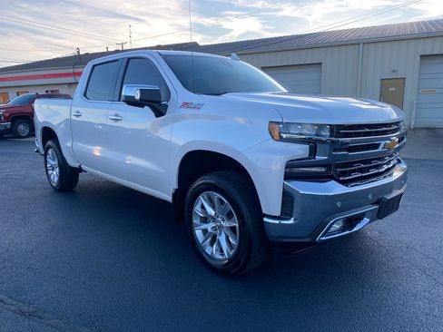 Used 2019 Chevrolet Silverado 1500 LTZ w/ LTZ Premium Package image 3