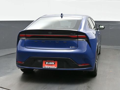 Used 2024 Toyota Prius XLE image 5