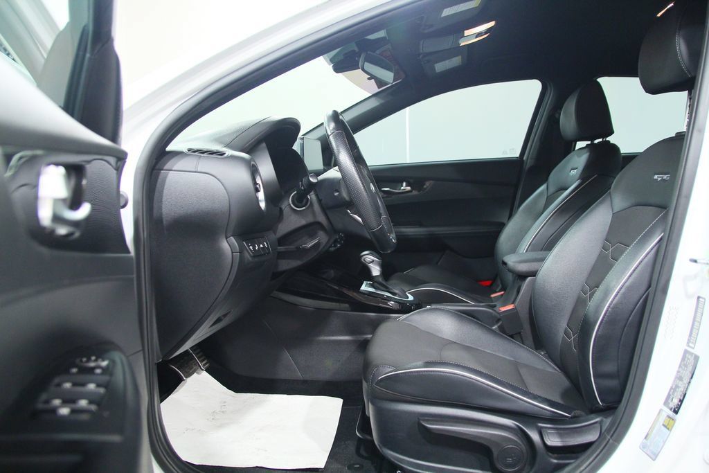 Used 2021 Kia Forte GT-Line FWD image 4