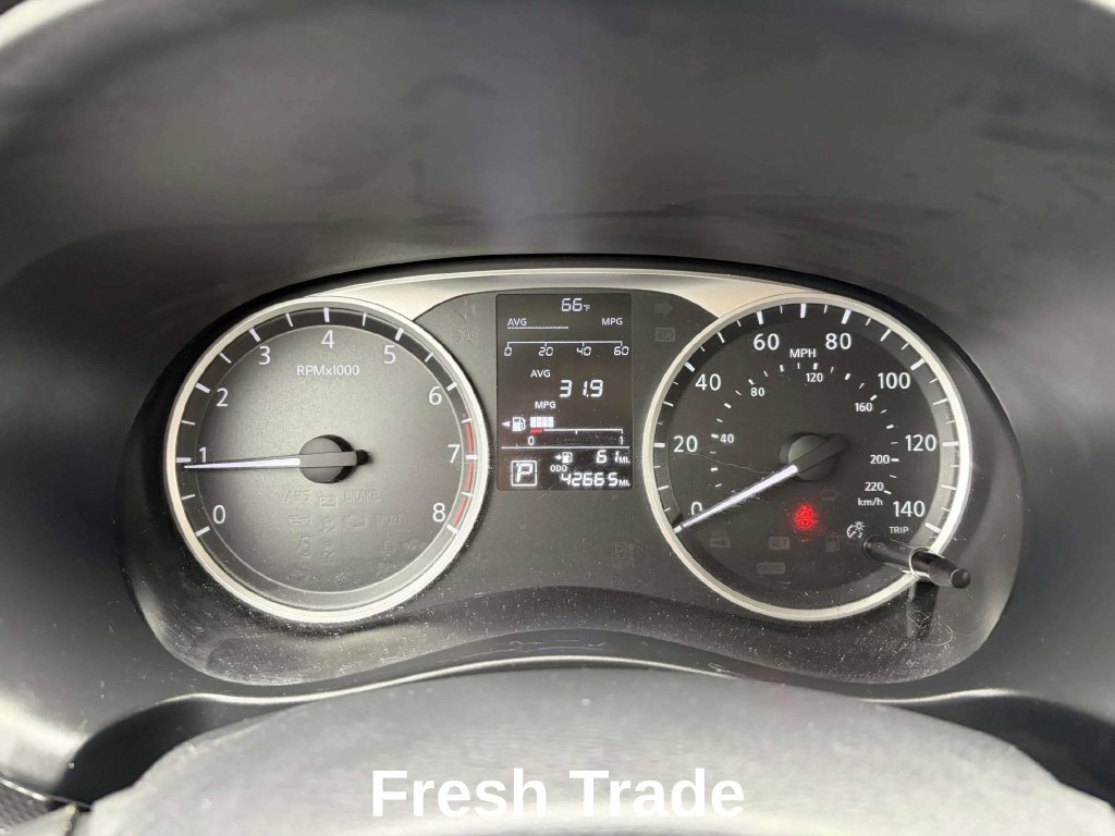 Used 2018 Nissan Kicks S FWD image 12