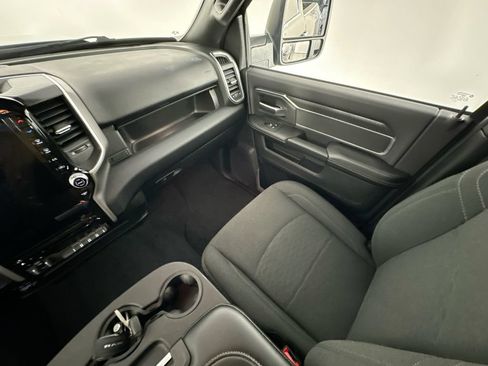 Used 2026 RAM 2500 Big Horn AWD/4WD image 11
