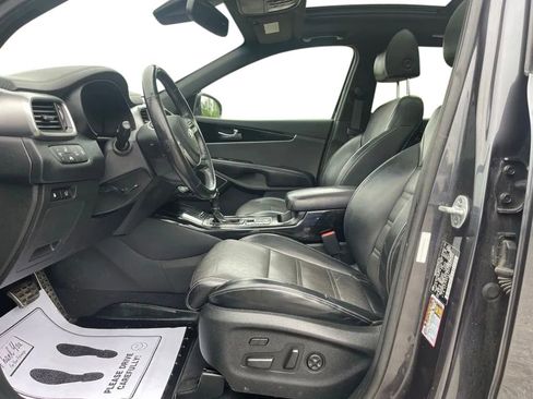 Used 2019 Kia Sorento SX AWD/4WD image 16