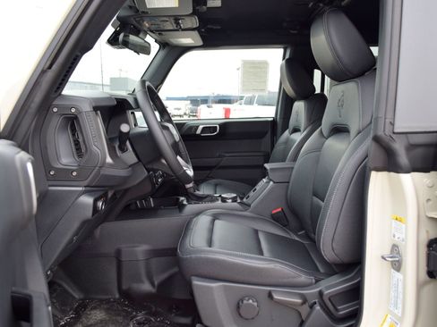 New 2025 Ford Bronco Big Bend w/ Black Diamond Package image 18