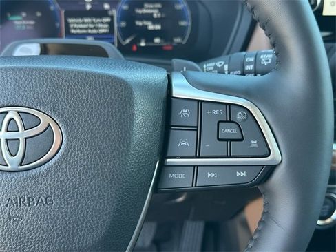 New 2026 Toyota Grand Highlander AWD Hybrid image 16