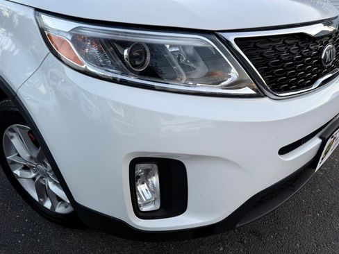 Used 2014 Kia Sorento LX FWD image 40