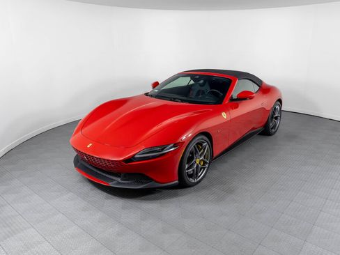 Certified 2025 Ferrari Roma Spider image 76