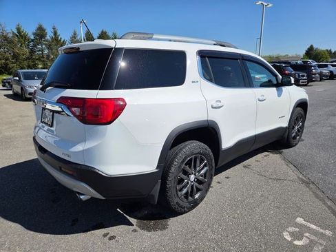 Used 2019 GMC Acadia SLT AWD/4WD image 16