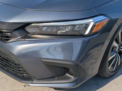 Used 2024 Honda Civic EX image 9