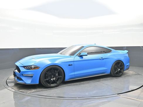 Used 2022 Ford Mustang GT Premium w/ Equipment Group 401A image 2