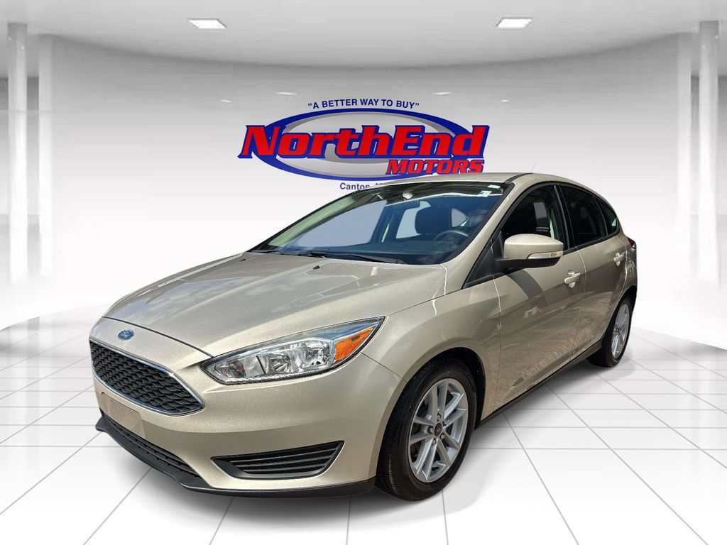 Used 2017 Ford Focus SE FWD image 6