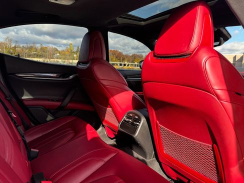 Used 2017 Maserati Ghibli S Q4 image 26