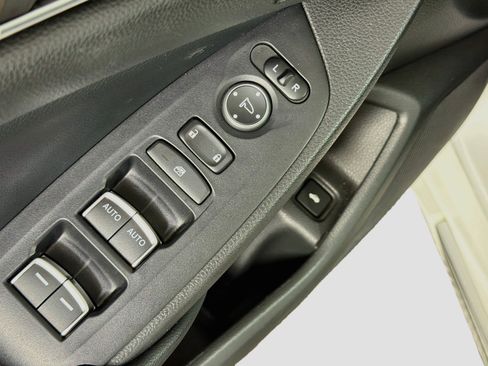 Used 2018 Honda Accord EX-L image 15
