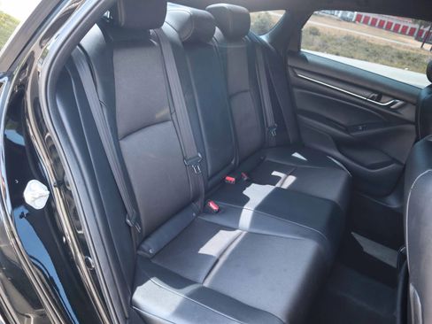 Used 2019 Honda Accord Sport image 4