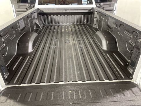 Used 2025 Chevrolet Silverado 3500 W/T image 21