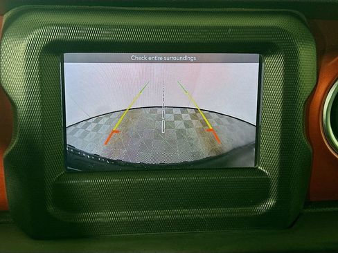 Used 2018 Jeep Wrangler Unlimited Rubicon w/ Dual Top Group image 13