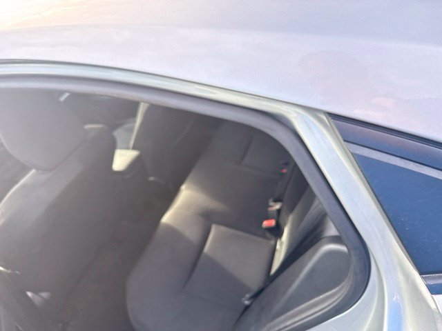 Used 2025 Toyota Prius LE AWD/4WD image 12