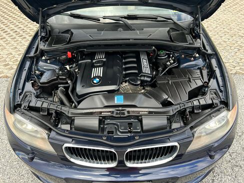 Used 2009 BMW 128i Convertible image 24