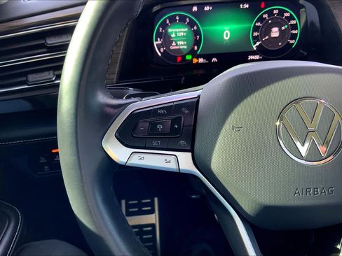 Used 2024 Volkswagen Atlas SEL Premium R-Line image 23