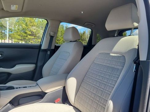 Certified 2026 Honda HR-V LX image 13