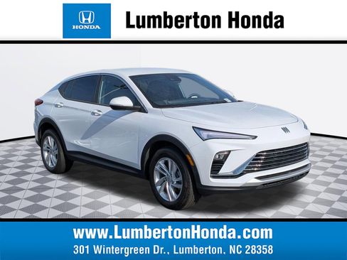 Used 2025 Buick Envista Preferred image 1