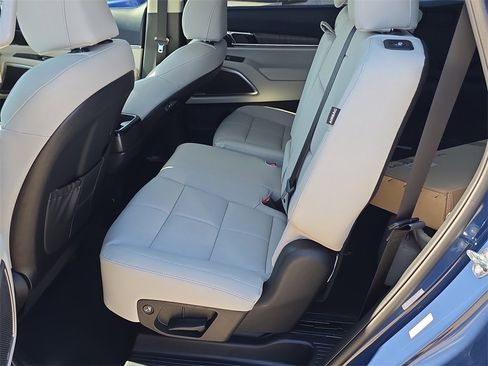 New 2025 Kia Telluride EX image 19