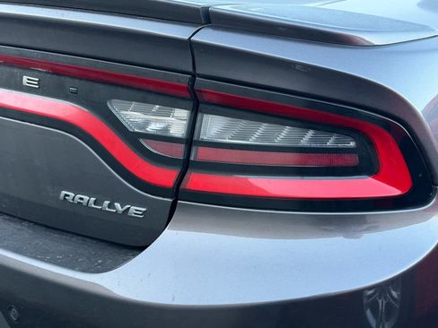Used 2016 Dodge Charger SXT w/ Rallye Group image 20