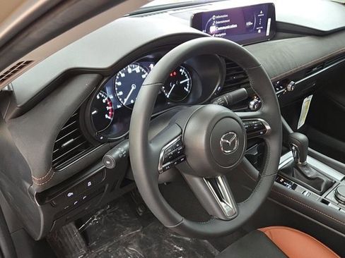 New 2025 MAZDA MAZDA3 s image 5