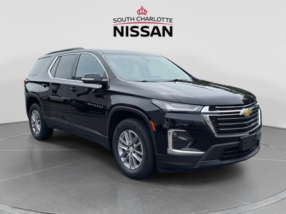 Used 2023 Chevrolet Traverse LT
