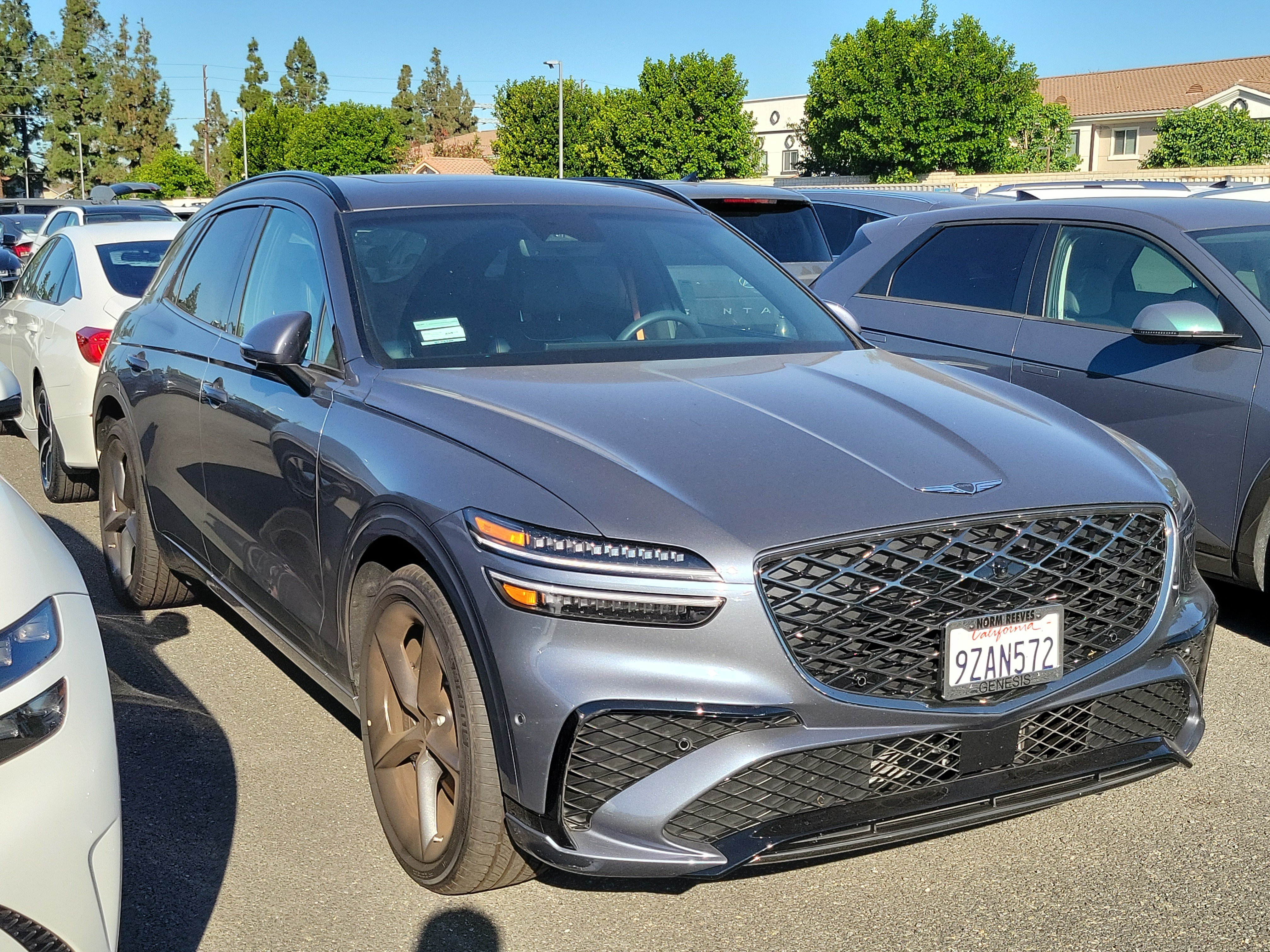Used 2026 Genesis GV70 2.5T Sport Prestige w/ G1 Accessory Package AWD/4WD image 3