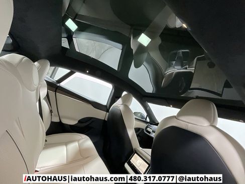 Used 2021 Tesla Model S Plaid image 45