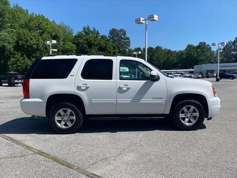 Used 2013 GMC Yukon SLT AWD/4WD image 2