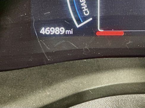 Used 2025 Toyota Camry LE FWD image 19