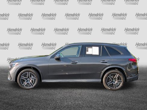 Used 2025 Mercedes-Benz GLC 300 4MATIC w/ AMG Line image 7