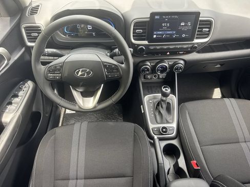 New 2026 Hyundai Venue SEL FWD image 21
