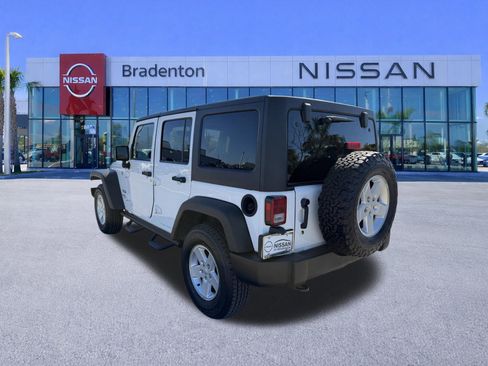 Used 2018 Jeep Wrangler Unlimited Sport S image 7