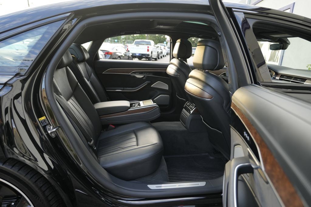 Used 2021 Audi A8 L 4.0T AWD/4WD image 43