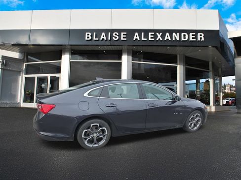 Used 2023 Chevrolet Malibu LT image 4