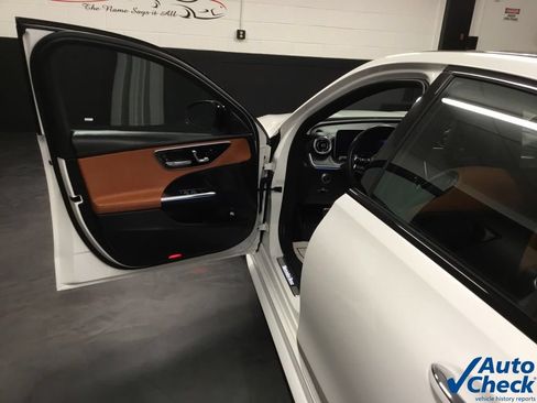 Used 2022 Mercedes-Benz C 300 4MATIC Sedan image 21