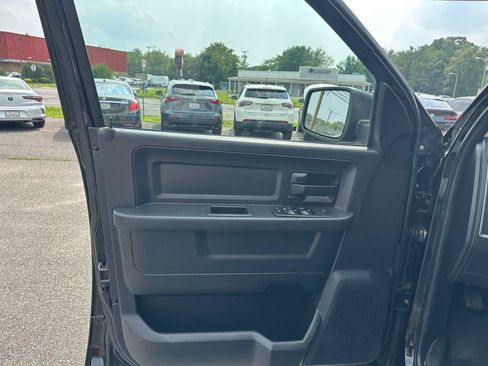 Used 2014 RAM 1500 Express w/ Black Ram 1500 Express Group AWD/4WD image 13