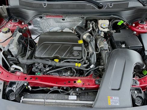 Used 2025 Chevrolet Trax RS w/ Driver Confidence Package image 29