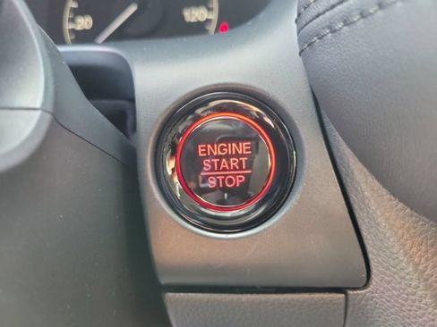 Certified 2024 Honda HR-V LX image 28