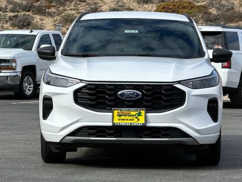 Certified 2023 Ford Escape ST-Line image 9