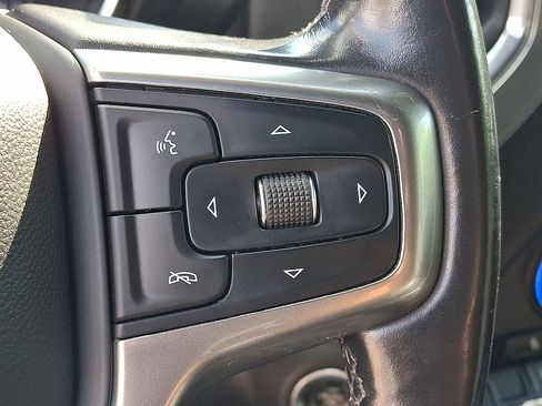 Used 2021 Chevrolet Silverado 1500 LT w/ Safety Package AWD/4WD image 24